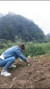 超反差少妇，狠狠后入